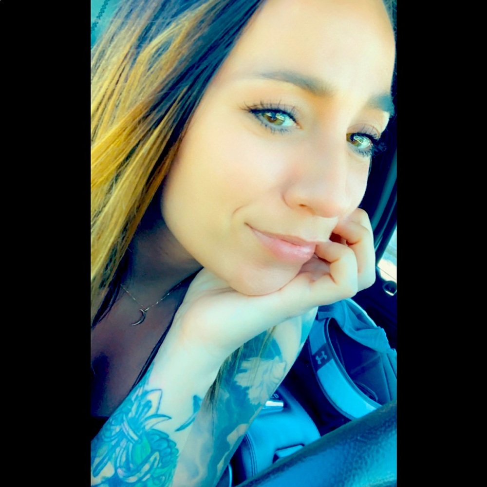 Meet your Posher, Sandra